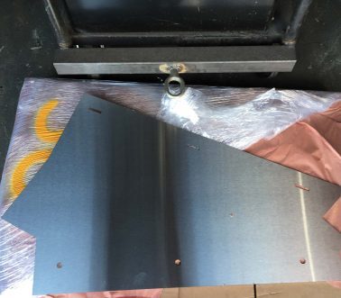 TRAVAUX SUR MESURE D’ACIER INOXYDABLE