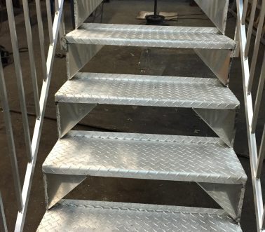 escaliers métalliques