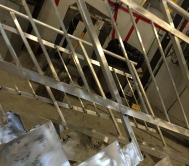 escaliers métalliques