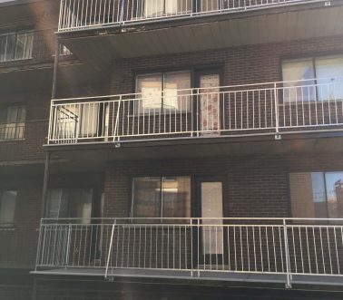 GARDE CORPS D’ACIER GALVANISÉ