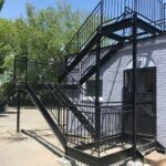 Escalier droite avec palier acier galvanisé peinture